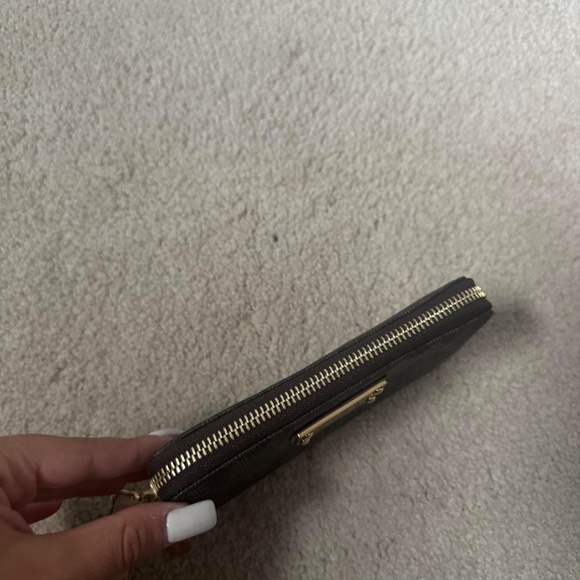 Michael Kors Small Logo Leather Wallet - Picture 5 of 10